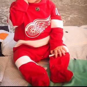 NHL Detroit Red Wings outfit